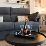 Guesthost - Modern Flat With Lovely Terrace * سانريمو