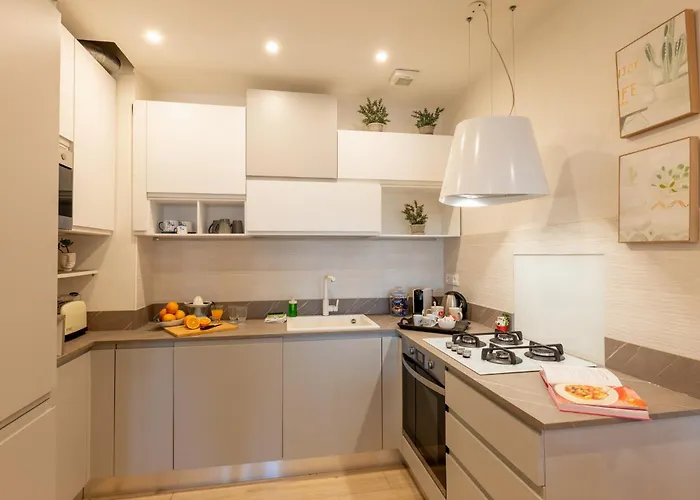 Apartamento Guesthost - Modern Flat With Lovely Terrace San Remo